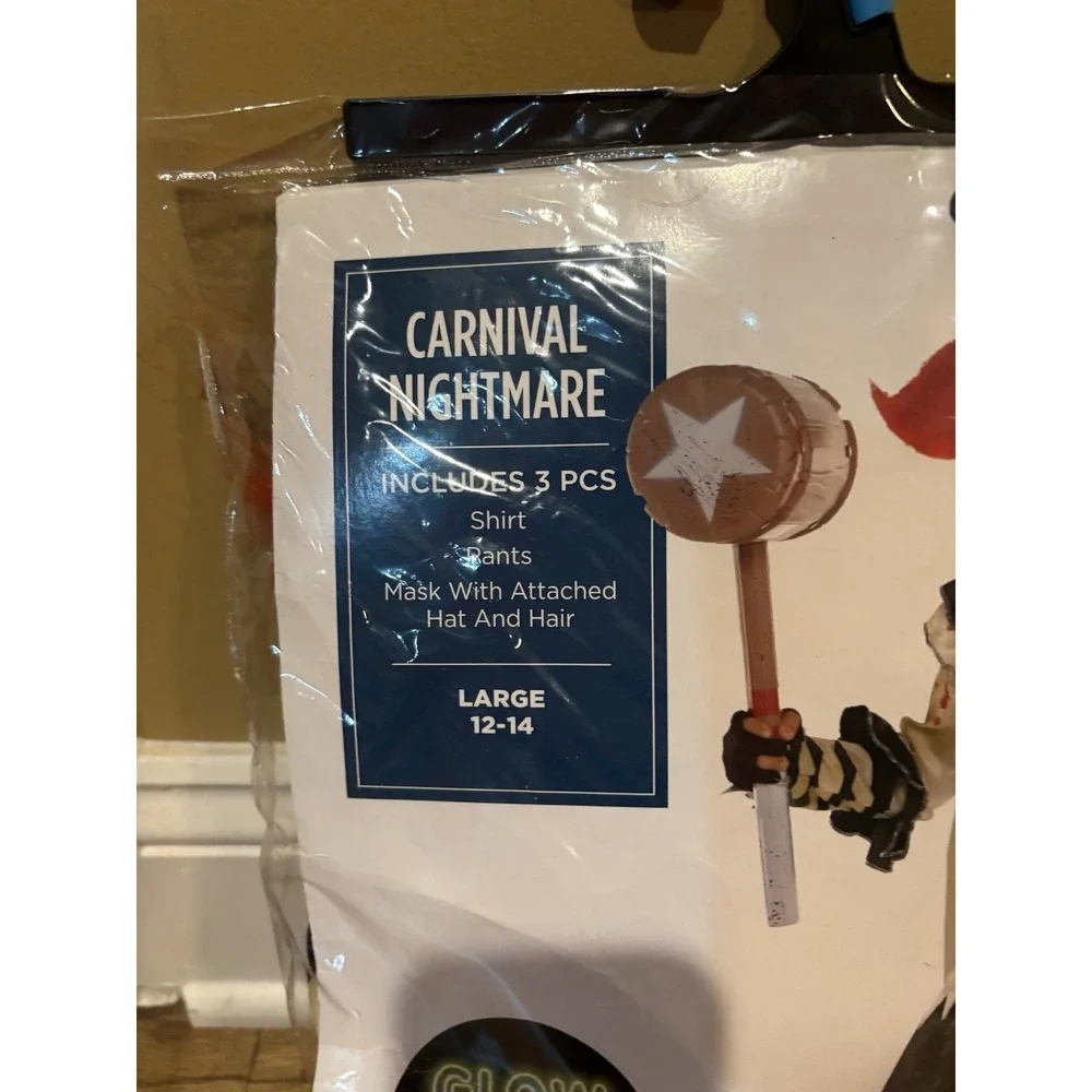 Halloween Carnival Nightmare Clown Outfit and‎ Mask Large 12-14 Glow In The Dark